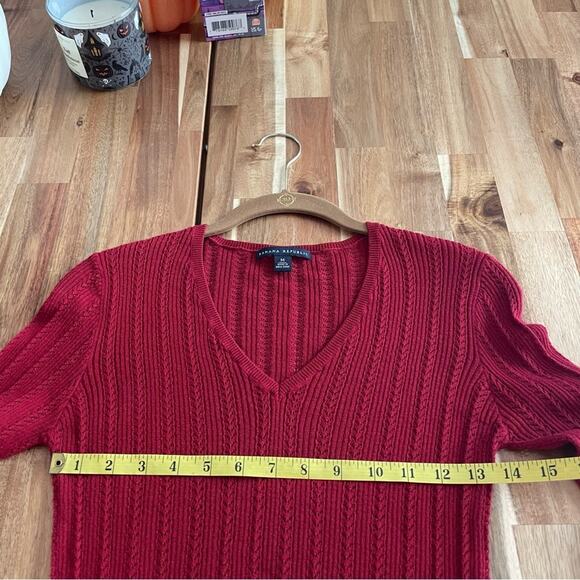 Banana Republic V Neck Wine Red Sweater Delicate Knit - Picture 5 of 6